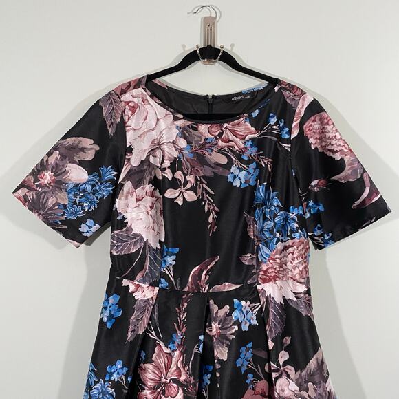 eShakti Women's Allover Floral Short Sleeve Hi-Low Maxi Gown Size 1X - 16W - Picture 2 of 8